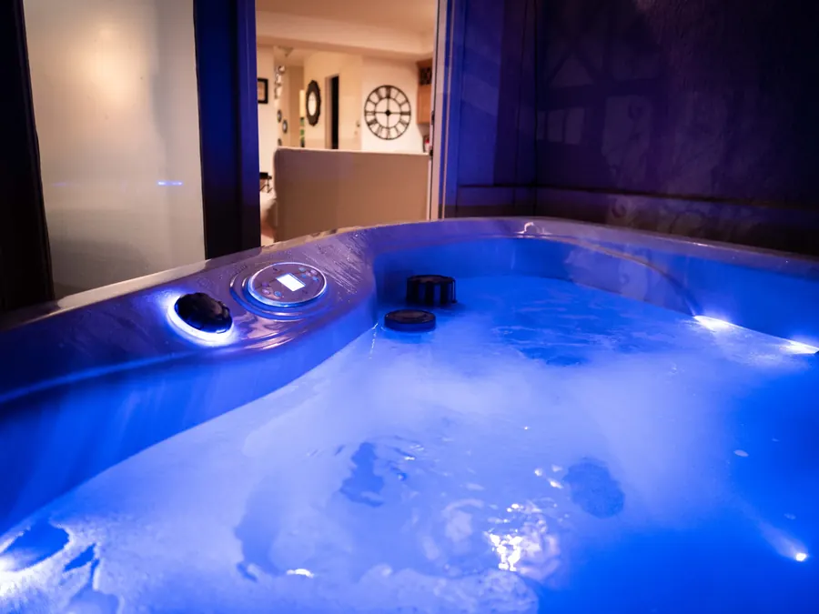 Private hot tub