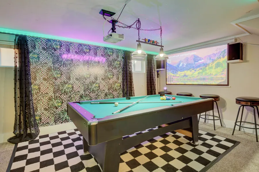 Game room with pool table